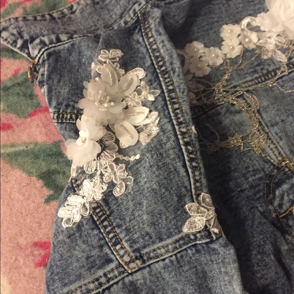 Lace Jacket🌹 - Picture 4 of 5